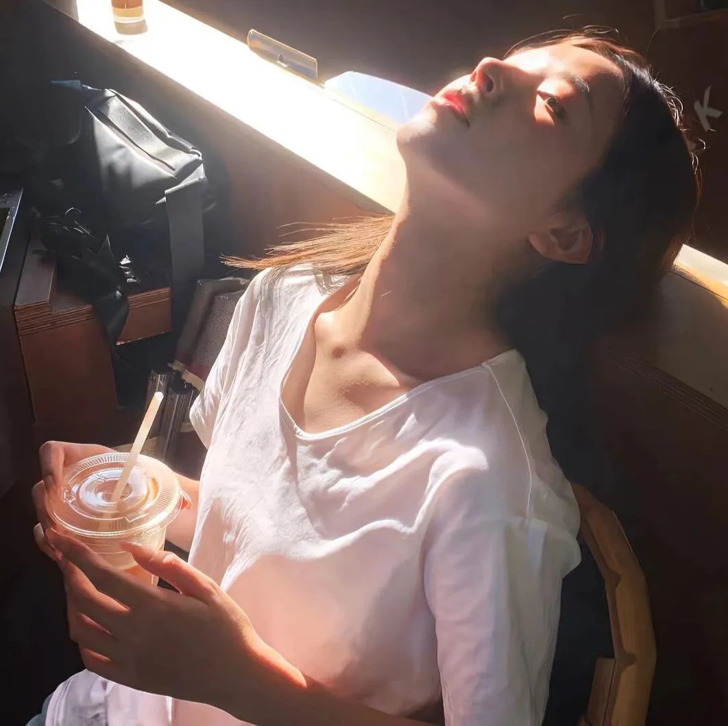 黑白线人
